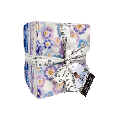 24650AB Delphinium Fat Quarter Bundle