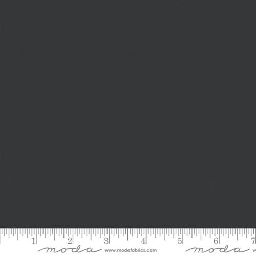 9900 467 Bella Solids Raven By-the-Yard