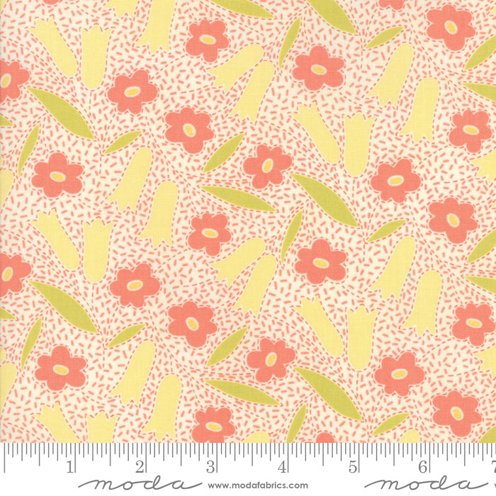 20301 16 Ella and Ollie Milk Fat Quarter