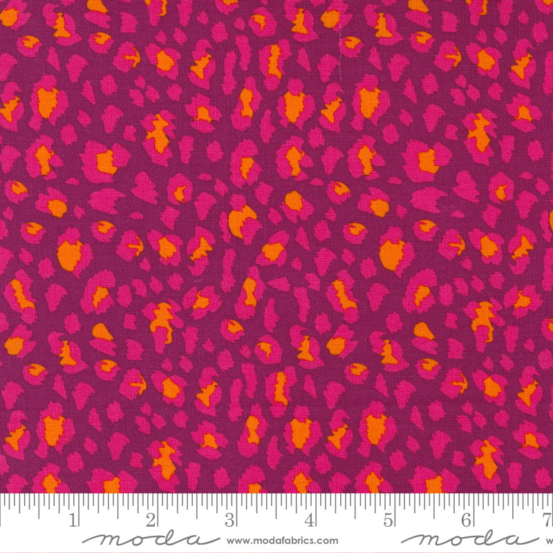 20787 17 Jungle Paradise Magenta By-the-Yard