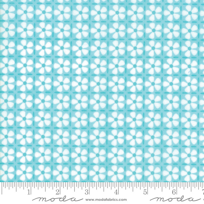 22328 14 Confetti Turquoise 27" End-of-Bolt Piece