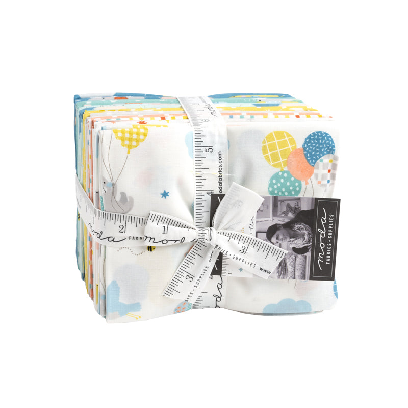 25130AB Delivered With Love Fat Quarter Bundle