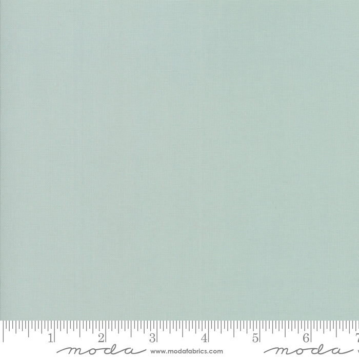 9900 177 Bella Solids Home Town Sky Fat Quarter