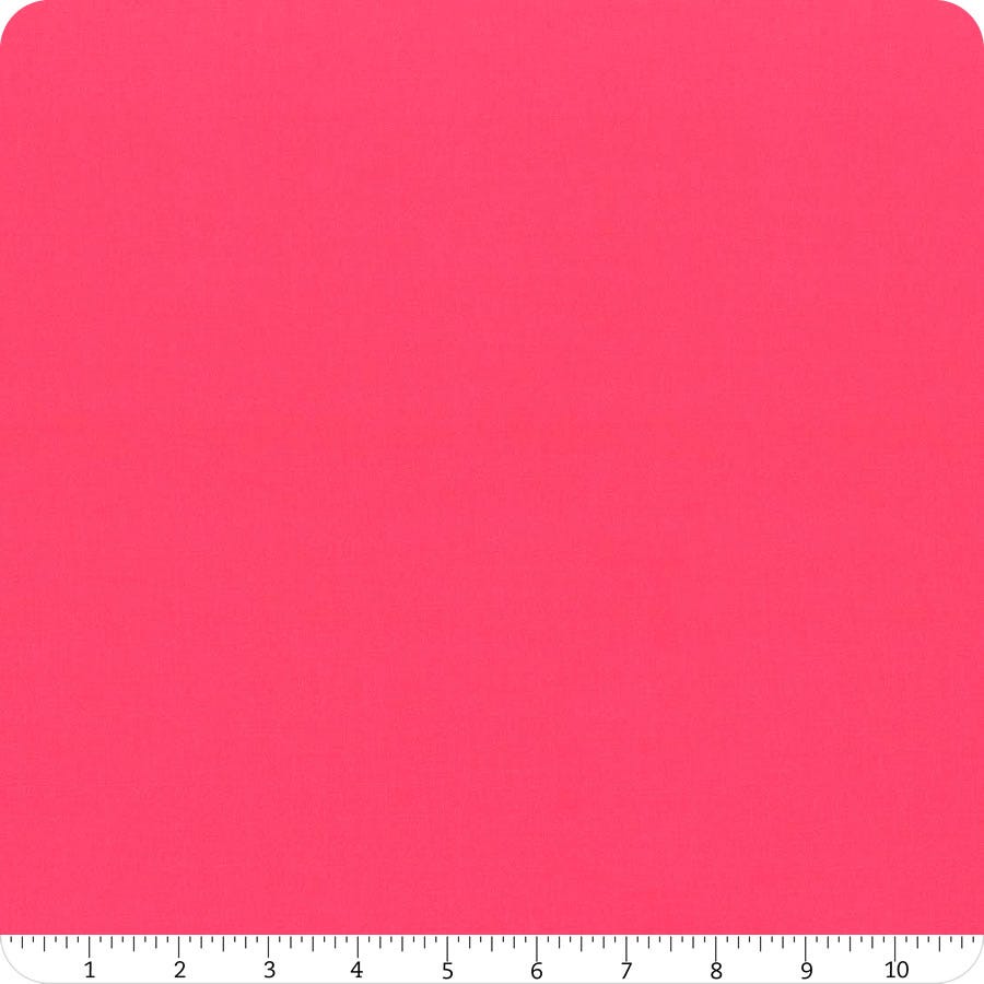 9900 223 Bella Solids Shocking Pink Fat Quarter